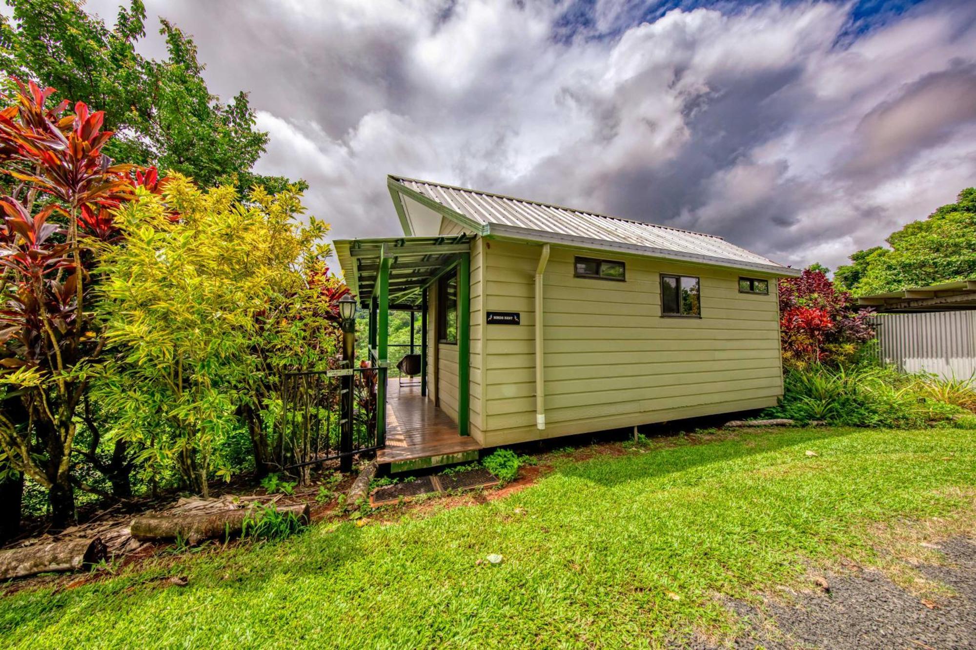 Mena Creek Flower House Buitenkant foto