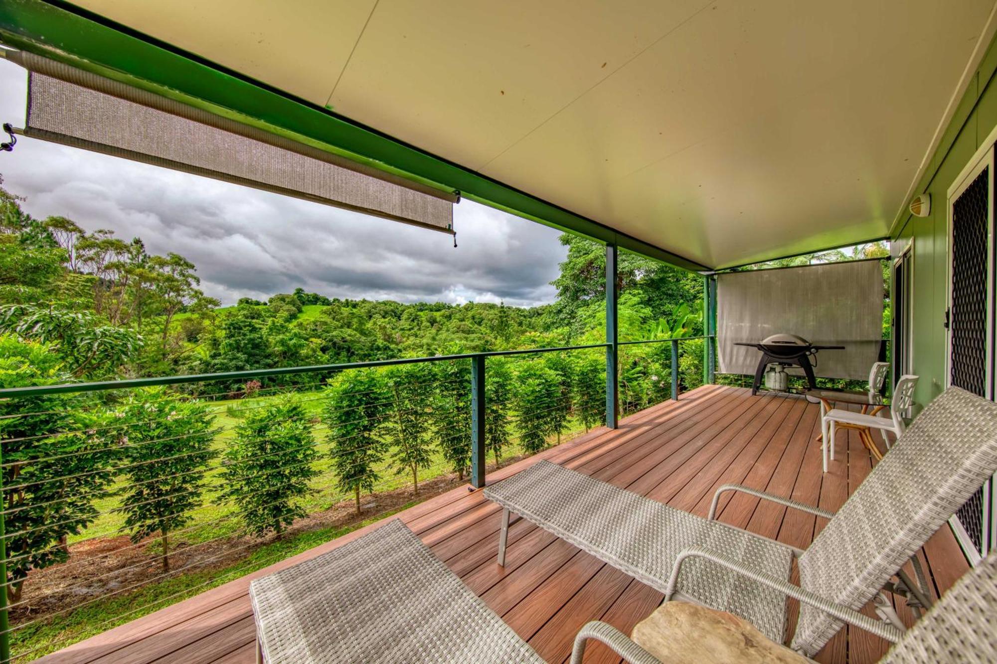 Mena Creek Flower House Buitenkant foto